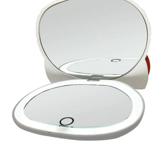 Impressions Hello Kitty Compact Mirror - Picture 3 of 9